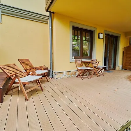 Laguna 6 Leśna Z Tarasem Przy Parku