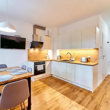 Apartament Laguna 6 Leśna Z Tarasem Przy Parku